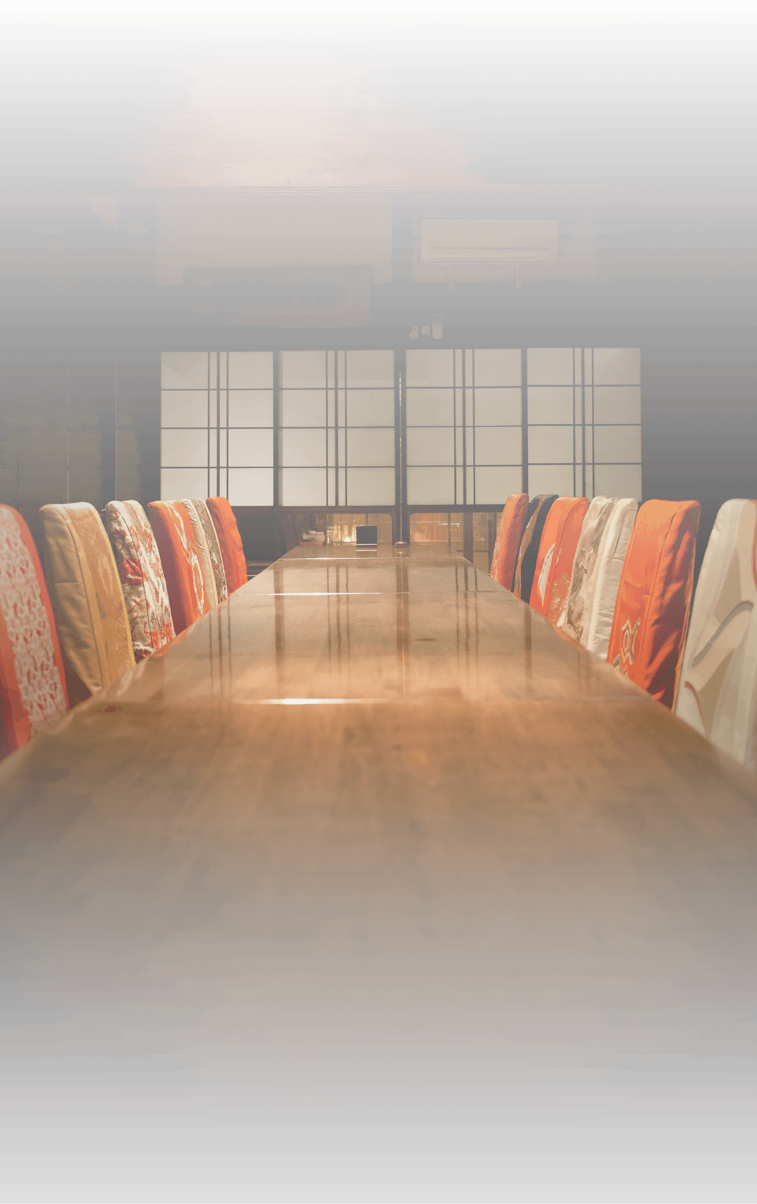 佐一郎屋敷の座席